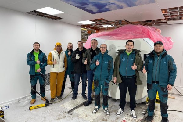 photo_5260347031157411224_y