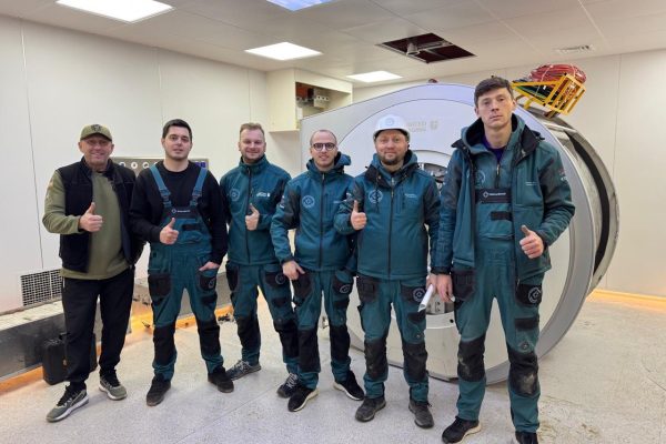 photo_5316535867792886739_y (1)