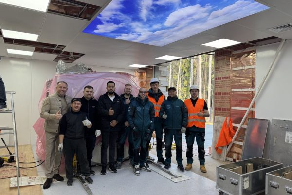 photo_5805345906772085527_y