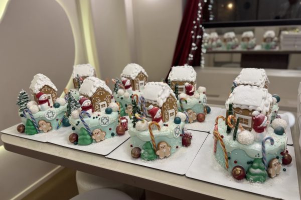 photo_5931532179072551979_y